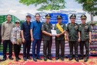 ឯកឧត្តម ឧត្តមសេនីយ៍ឯក ហ៊ុន ម៉ាណែតះ វិស័យការពារជាតិជាឆ្អឹងខ្នងនៃកាតព្វកិច្ច និងបុព្វហេតុរួមរបស់ជាតិខ្មែរទាំងមូល គឺការការពារជាតិ សាសនា ព្រះមហាក្សត្រ និងរាជរដ្ឋាភិបាលស្របច្បាប់ !!!!