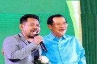 ជីវប្រវត្តិសង្ខេប តារាចម្រៀង ដ៍ល្បីនៅព្រះរាជាណាចក្រកម្ពុជា ម្ចាស់បទ ចាបយំល្វើយៗ លោក ចាន់ មករា !!!!