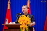 ឯកឧត្តម បណ្ឌិត ហ៊ុន ម៉ាណែត ៖ សម្តេចតេជោ នាយករដ្ឋមន្ត្រី គឺជាប្រធានសមាគមអតីតយុទ្ធជនកម្ពុជា ដោយនេះពិតជាបានបង្ហាញថា សម្តេច មានការយកចិត្តទុកដាក់ខ្ពស់បំផុតលើការងារអតីតយុទ្ធជន !!!!!
