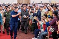 ឯកឧត្តម បណ្ឌិត ហ៊ុន ម៉ាណែត ៖សម្តេចតេជោ នាយករដ្ឋមន្ត្រី និងថ្នាក់ដឹកនាំគណបក្សប្រជាជនកម្ពុជា គឺជាអ្នកបញ្ចប់សង្គ្រាម និងប្រឆាំងសង្គ្រាម !!!!!