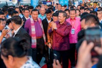 សម្តេចធិបតី ហ៊ុន ម៉ាណែត ណែនាំឱ្យអាជ្ញាធរខេត្តជាប់មាត់សមុទ្រ យកចិត្តទុកដាក់ថែរក្សាសន្តិសុខ នៅតំបន់ទេសចរណ៍ ដោយមិនត្រូវឱ្យក្លាយទៅជាជម្រកគ្រឿងញៀន ការជួញដូរមនុស្ស និងឧក្រិដ្ឋកម្មឆ្លងដែនឡើយ !!!!!