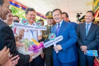សម្តេចមហាបវរធិបតី ហ៊ុន ម៉ាណែត នាយករដ្ឋមន្រ្តី នៃព្រះរាជាណាចក្រកម្ពុជា ៖ជោគជ័យដ៏ធំបំផុត គឺការធ្វើសមាហរណកម្មកងទ័ពអតីតបួនភាគីមកនៅតែមួយភាគី និង ជាកងទ័ពជាតិតែមួយក្នុងប្រវត្តិសាស្ត្រកម្ពុជា !!!!
