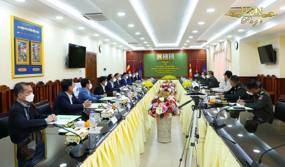 សូមកោតសរសើរ ដល់អ្នកឧកញ៉ា និងឧកញ៉ាកម្ពុជា ១២៦នាក់ដែលបាន រួមគ្នាឧបត្ថម្ភថវិកា និងសម្ភារដល់កងទ័ពជើងគោក និងសមាគមគ្រូពេទ្យស្ម័គ្រចិត្តយុវជនសម្តេចតេជោ (TYDA) !!!!!