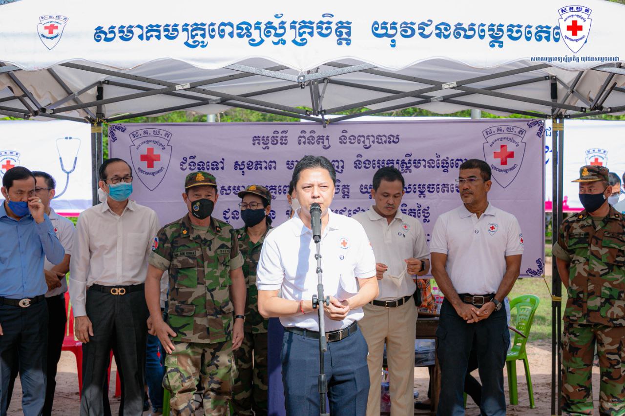 សមាគមគ្រូពេទ្យស្ម័គ្រចិត្តយុវជនសម្តេចតេជោ(TYDA) ចុះព្យាបាលកងទ័ព គ្រួសាកងទ័ព និងប្រជាពលរដ្ឋនៅយោធភូមិភាគទី៤ !!!!
