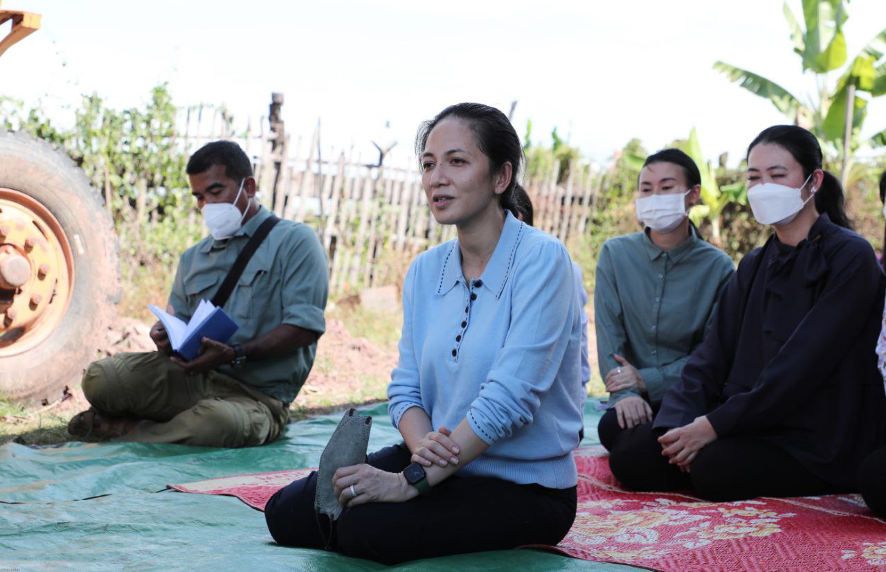 លោកជំទាវ ពេជ ចន្ទមុន្នី ហ៊ុនម៉ាណែត ប្រគល់អណ្តូងទឹកស្អាតចំនួន១០ជូនអ្នកស្រុកកោះញែក !!!